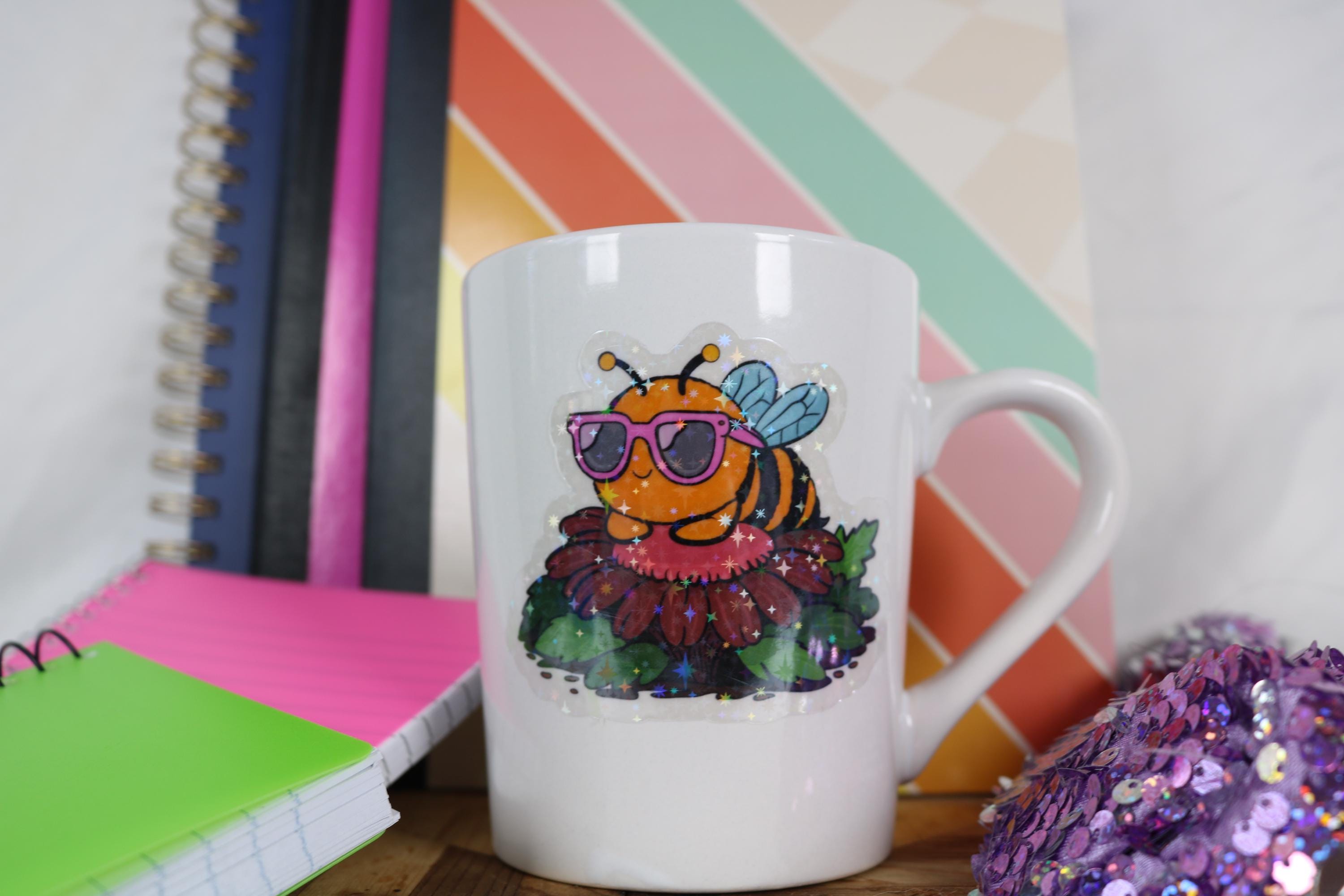 Bee cool - 3x3 sticker